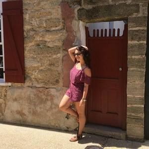 Meet your Posher, Victoria